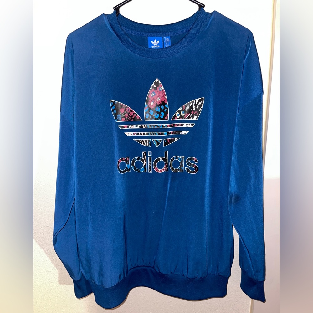Lightweight Adidas long sleeve top